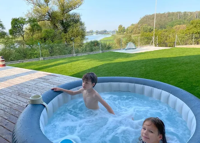 Semesterbostad With A View#sauna#jaccuzi *